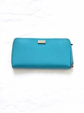 Kate Spade - Turquoise Zip-Around Wallet - [NWOT]